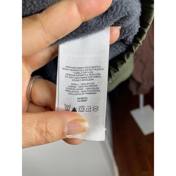 Columbia Men’s Olive Fleece Lined Winter Jacket Medium Warm Insulated Nylon Coat - Picture 6 of 6